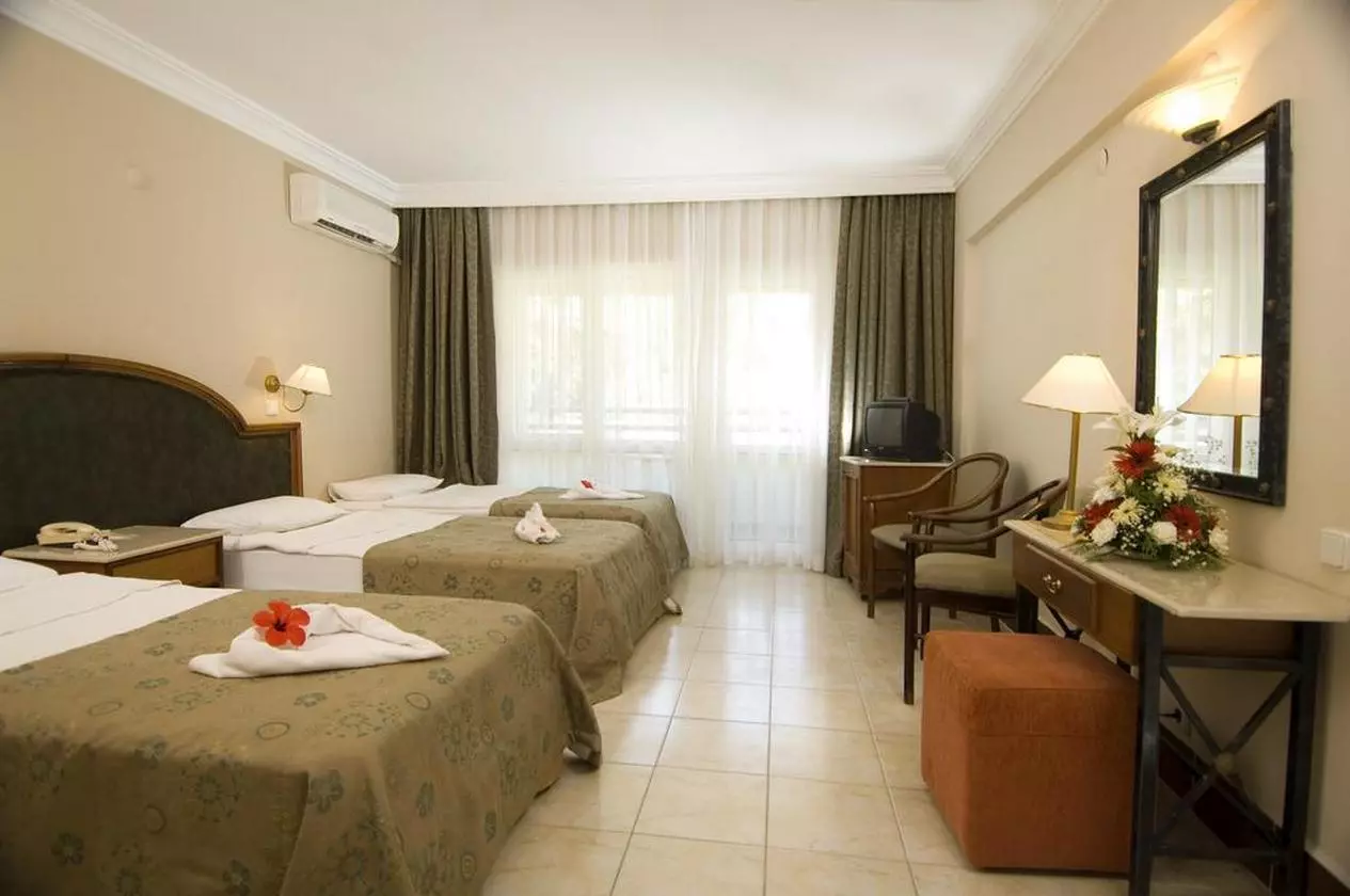 LASANTAMARIA_SHABAVIZ (19).jpg